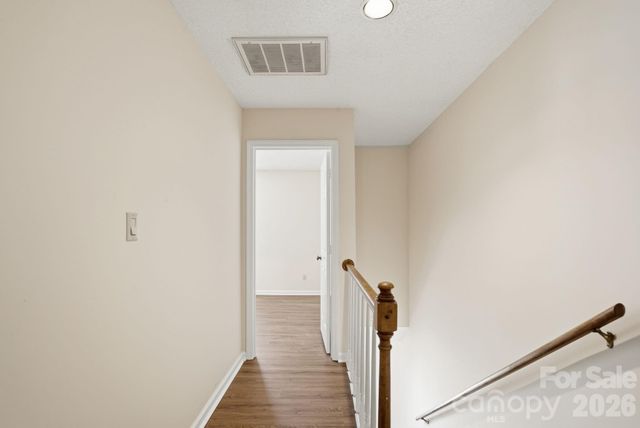 2954 Iron Gate Lane, Charlotte, NC 28212