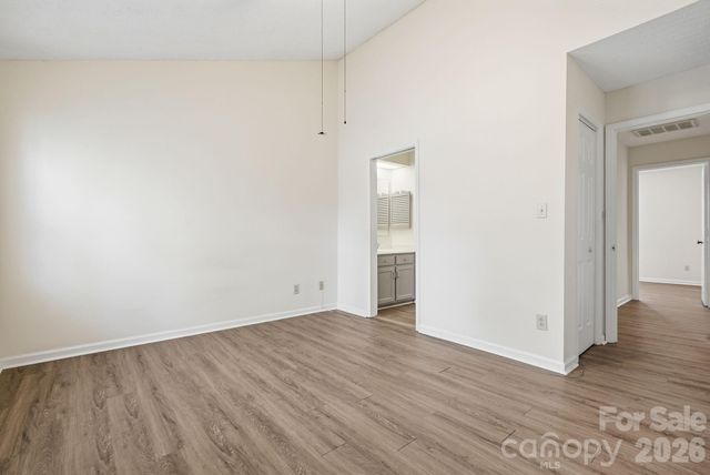 2954 Iron Gate Lane, Charlotte, NC 28212