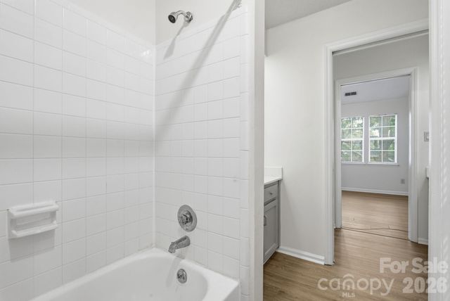 2954 Iron Gate Lane, Charlotte, NC 28212