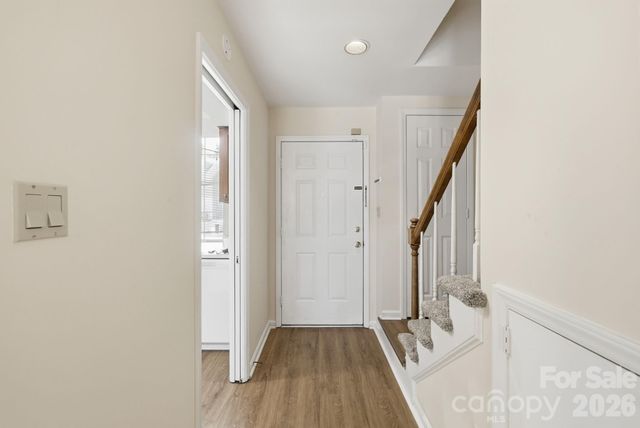 2954 Iron Gate Lane, Charlotte, NC 28212