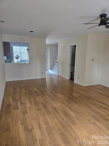 2954 Iron Gate Lane, Charlotte, NC 28212