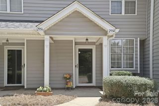 2954 Iron Gate Lane, Charlotte, NC 28212