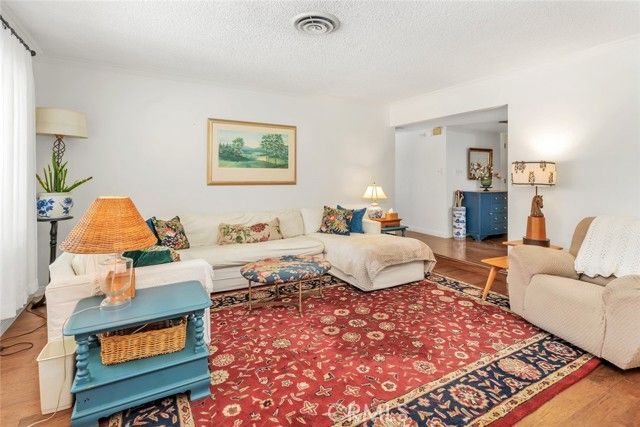 2508 Prestwick Court, Bakersfield, CA 93309