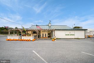 8204 JOHN MOSBY HWY, Boyce, VA 22620