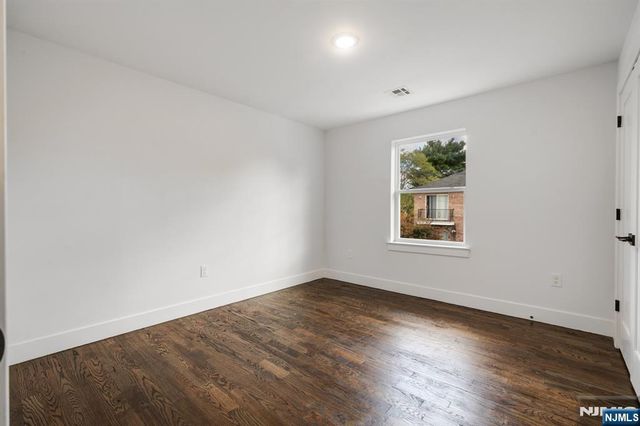 543 13th Avenue, Newark, NJ 07103