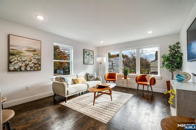 543 13th Avenue, Newark, NJ 07103