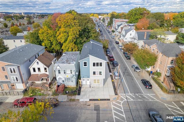 543 13th Avenue, Newark, NJ 07103