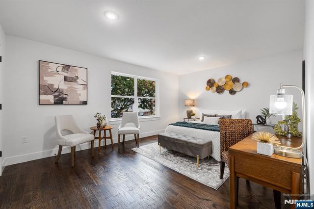 543 13th Avenue, Newark, NJ 07103