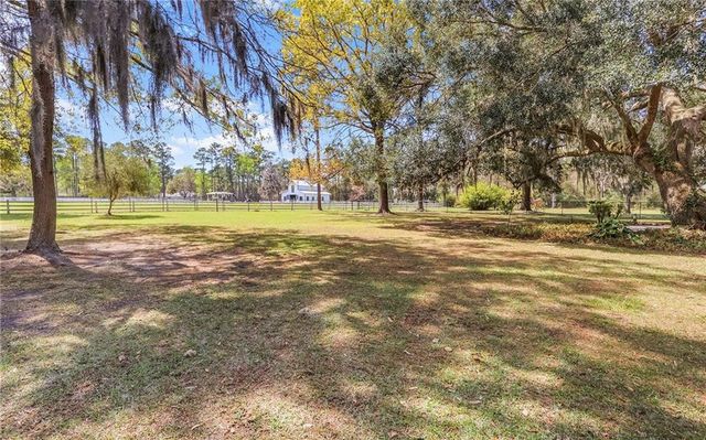 1893 Fair Hope Drive NE, Townsend, GA 31331