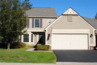 719 Upper Scotsborough Way, Bloomfield Charter Township, MI 48304