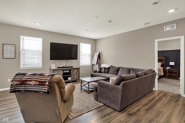 1279 Bontrager Lane, Shelbyville, IN 46176