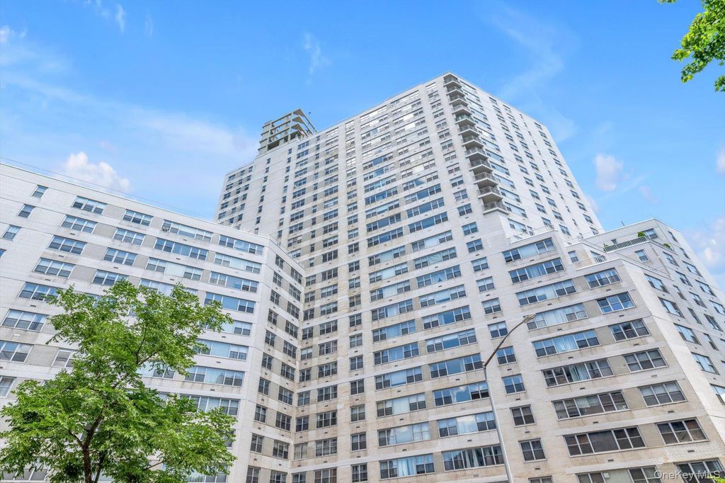 125-10 Queens Boulevard 901, Kew Gardens, NY 11415