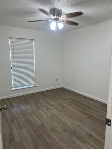 1514 Silverleaf Drive, Carrollton, TX 75007