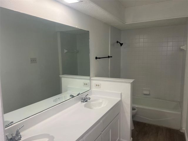1514 Silverleaf Drive, Carrollton, TX 75007