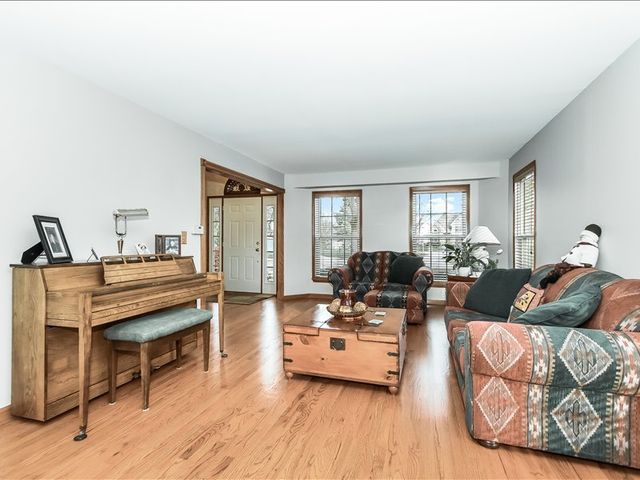 1489 Polo Court, Bartlett, IL 60103