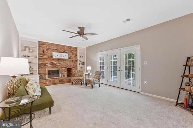 9759 HATMARK CT, Vienna, VA 22181