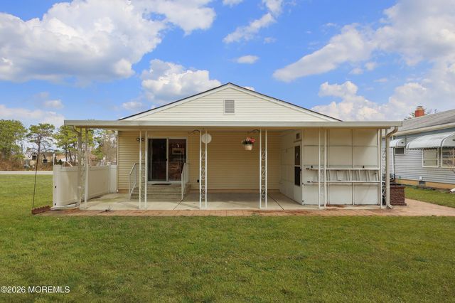 73 San Carlos Street, Toms River, NJ 08757