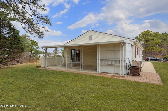 73 San Carlos Street, Toms River, NJ 08757