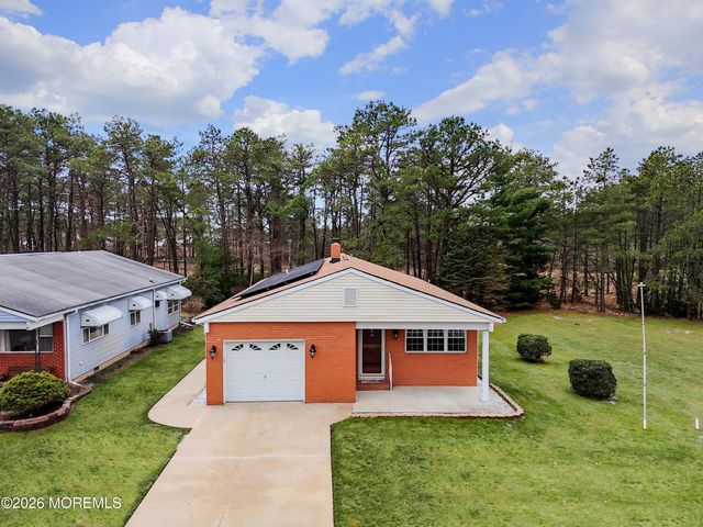 73 San Carlos Street, Toms River, NJ 08757