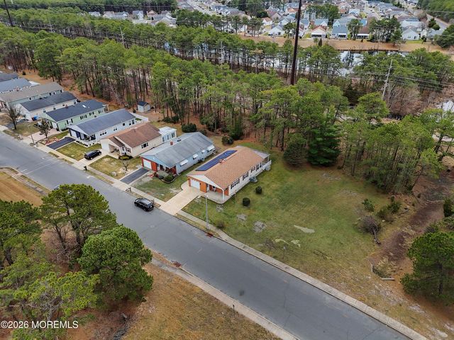 73 San Carlos Street, Toms River, NJ 08757