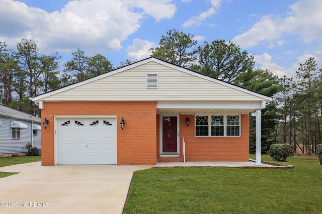 73 San Carlos Street, Toms River, NJ 08757