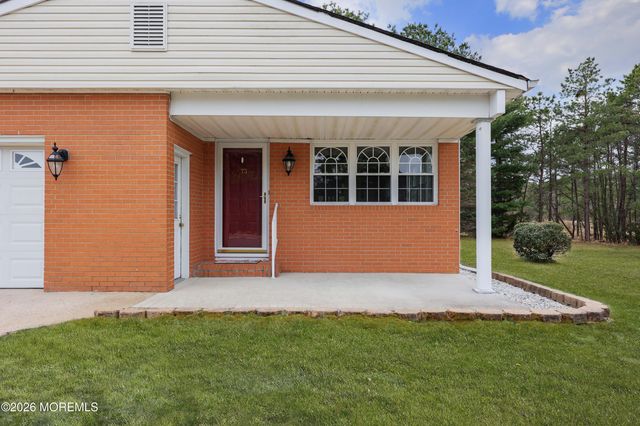 73 San Carlos Street, Toms River, NJ 08757