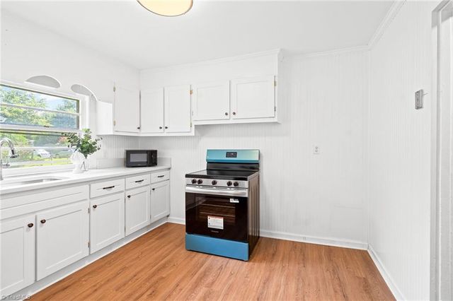 1109 Highland Avenue, Greensboro, NC 27403