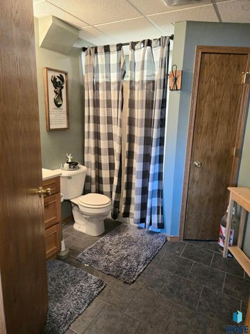 414 Augustana Ave Avenue, Harrisburg, SD 57032