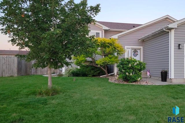 414 Augustana Ave Avenue, Harrisburg, SD 57032