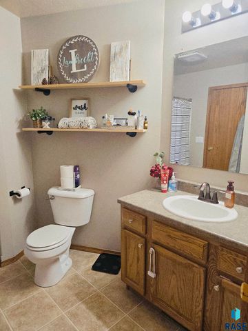 414 Augustana Ave Avenue, Harrisburg, SD 57032