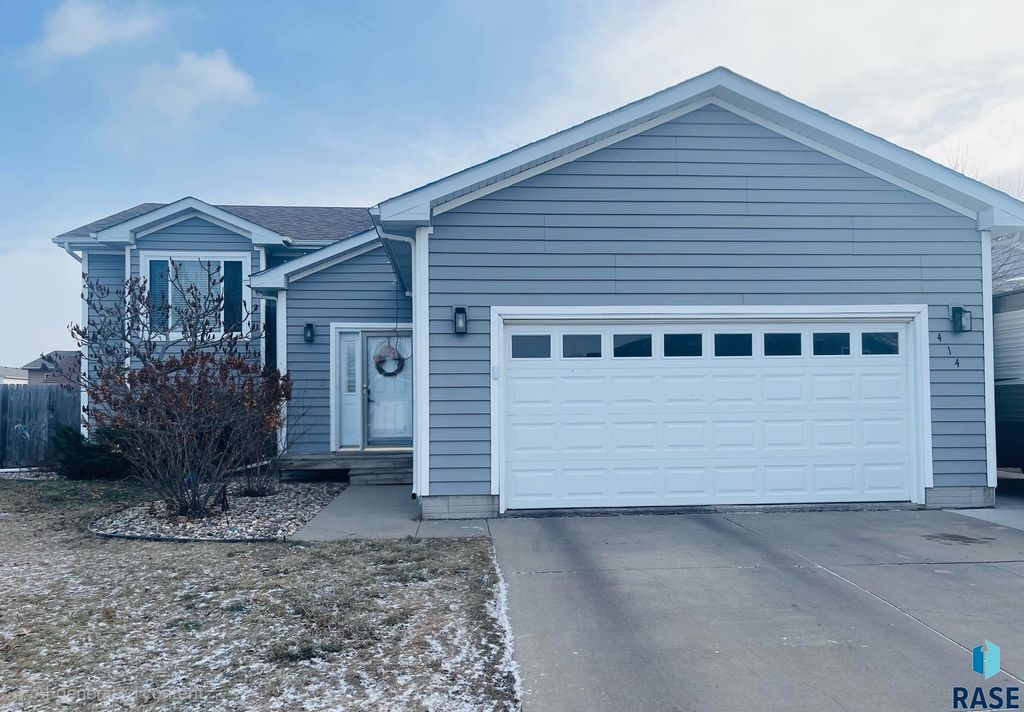 414 Augustana Ave Avenue, Harrisburg, SD 57032