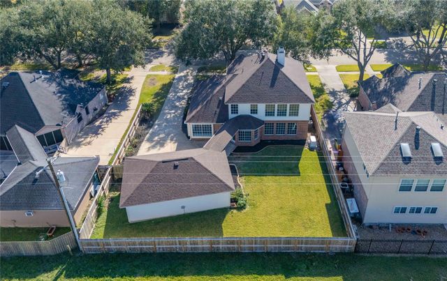 2020 Sterling Pointe Court, League City, TX 77573