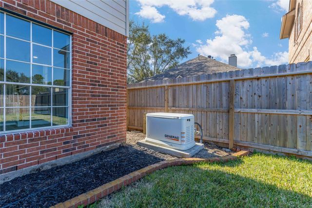 2020 Sterling Pointe Court, League City, TX 77573