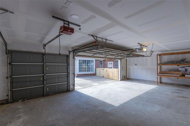 2020 Sterling Pointe Court, League City, TX 77573