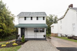 26 Sycamore Steet, South Union Twp, PA 15401