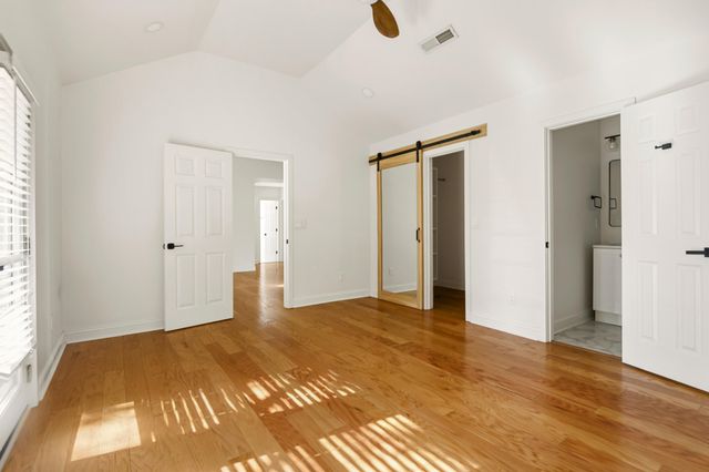 1127 Snap Dragon Court, Mount Pleasant, SC 29464