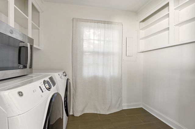 1127 Snap Dragon Court, Mount Pleasant, SC 29464