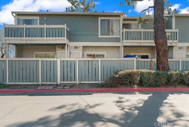 926 W Philadelphia 57, Ontario, CA 91762