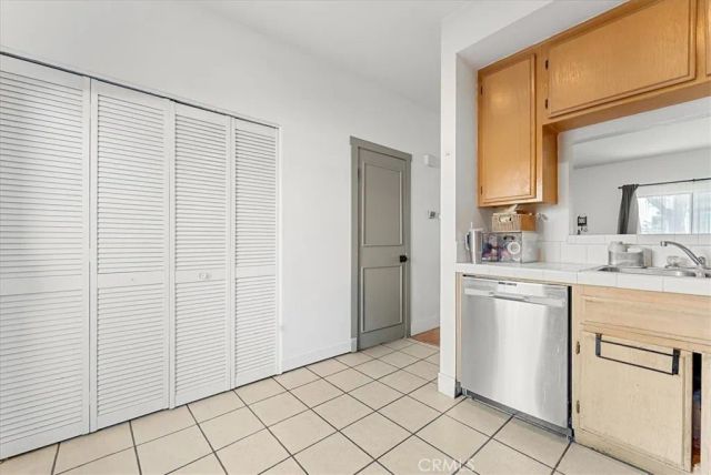 926 W Philadelphia 57, Ontario, CA 91762