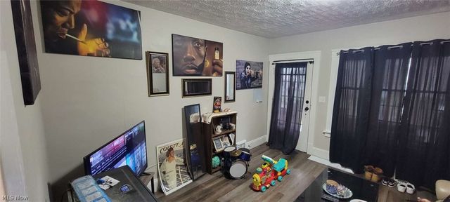 1222 E 172nd Street, Cleveland, OH 44119