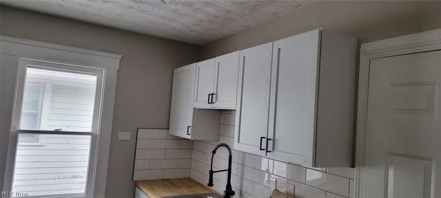 1222 E 172nd Street, Cleveland, OH 44119