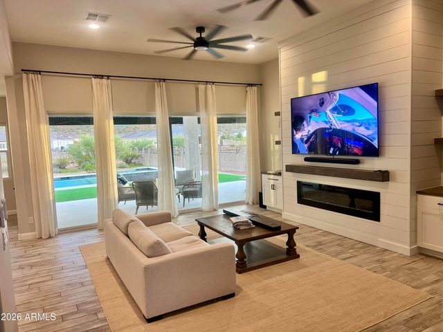 267 W AMHERST Street, San Tan Valley, AZ 85143