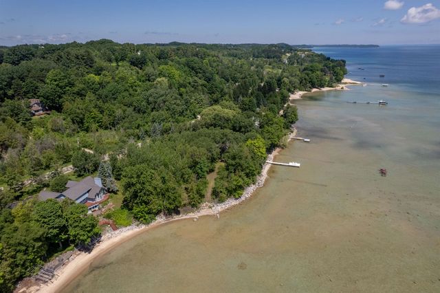 14088 Bluff Road, Peninsula Twp, MI 49686