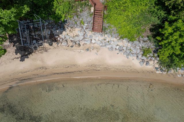 14088 Bluff Road, Peninsula Twp, MI 49686