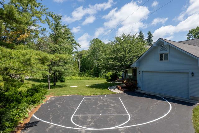 14088 Bluff Road, Peninsula Twp, MI 49686