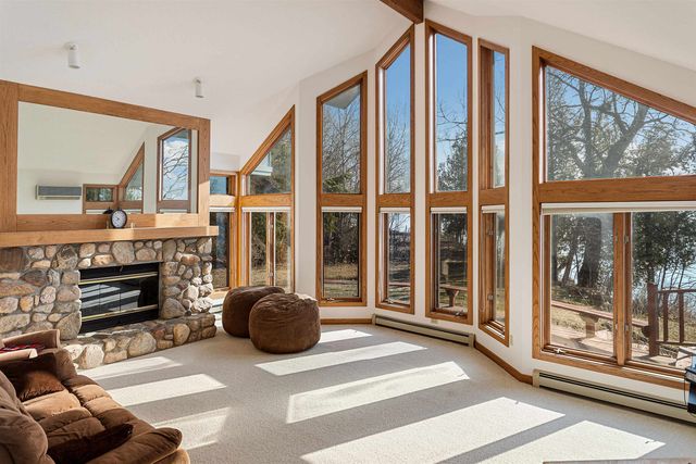 14088 Bluff Road, Peninsula Twp, MI 49686