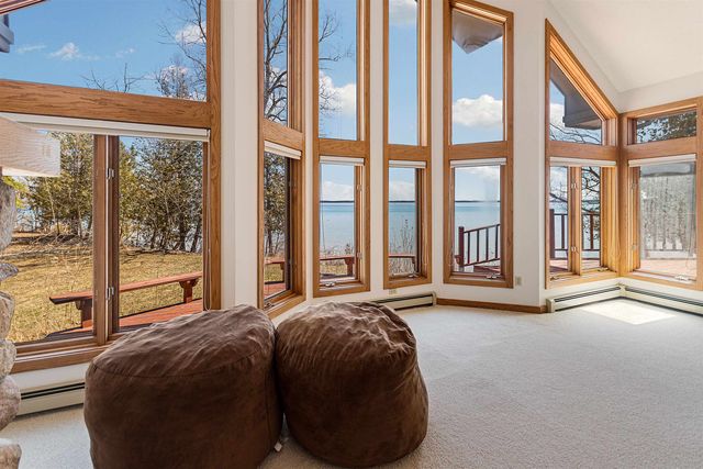 14088 Bluff Road, Peninsula Twp, MI 49686