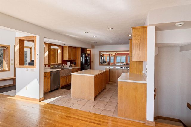 14088 Bluff Road, Peninsula Twp, MI 49686