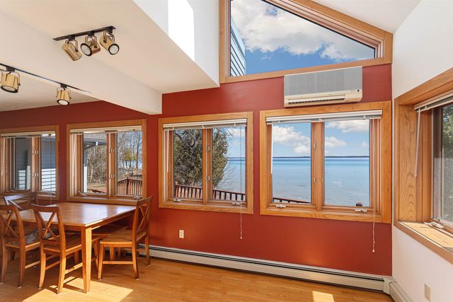 14088 Bluff Road, Peninsula Twp, MI 49686