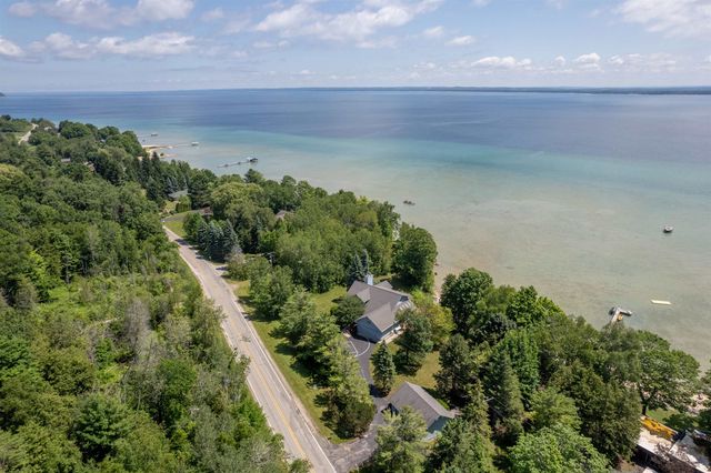 14088 Bluff Road, Peninsula Twp, MI 49686